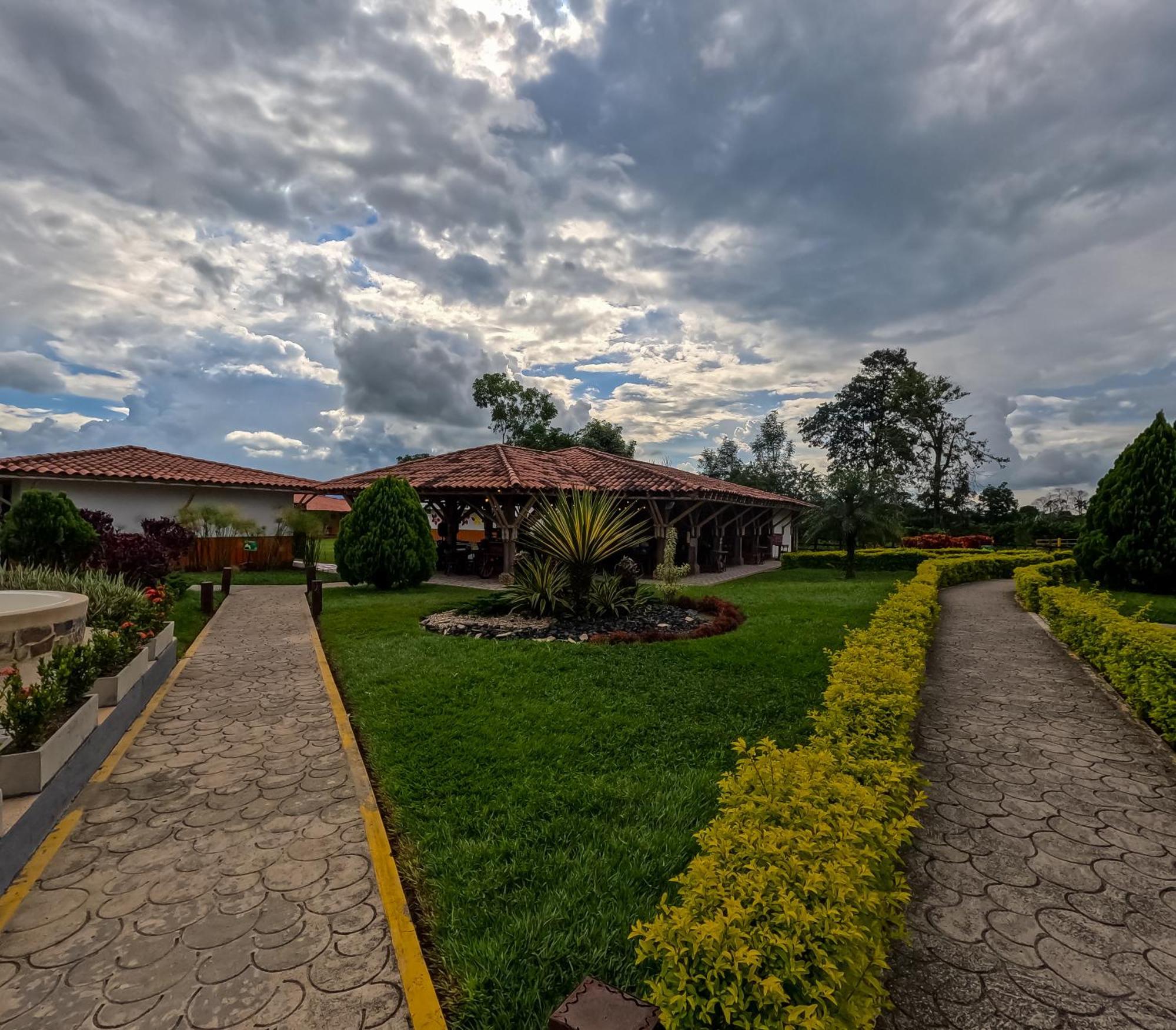 Hotel Parque De Los Arrieros Montenegro Zewnętrze zdjęcie