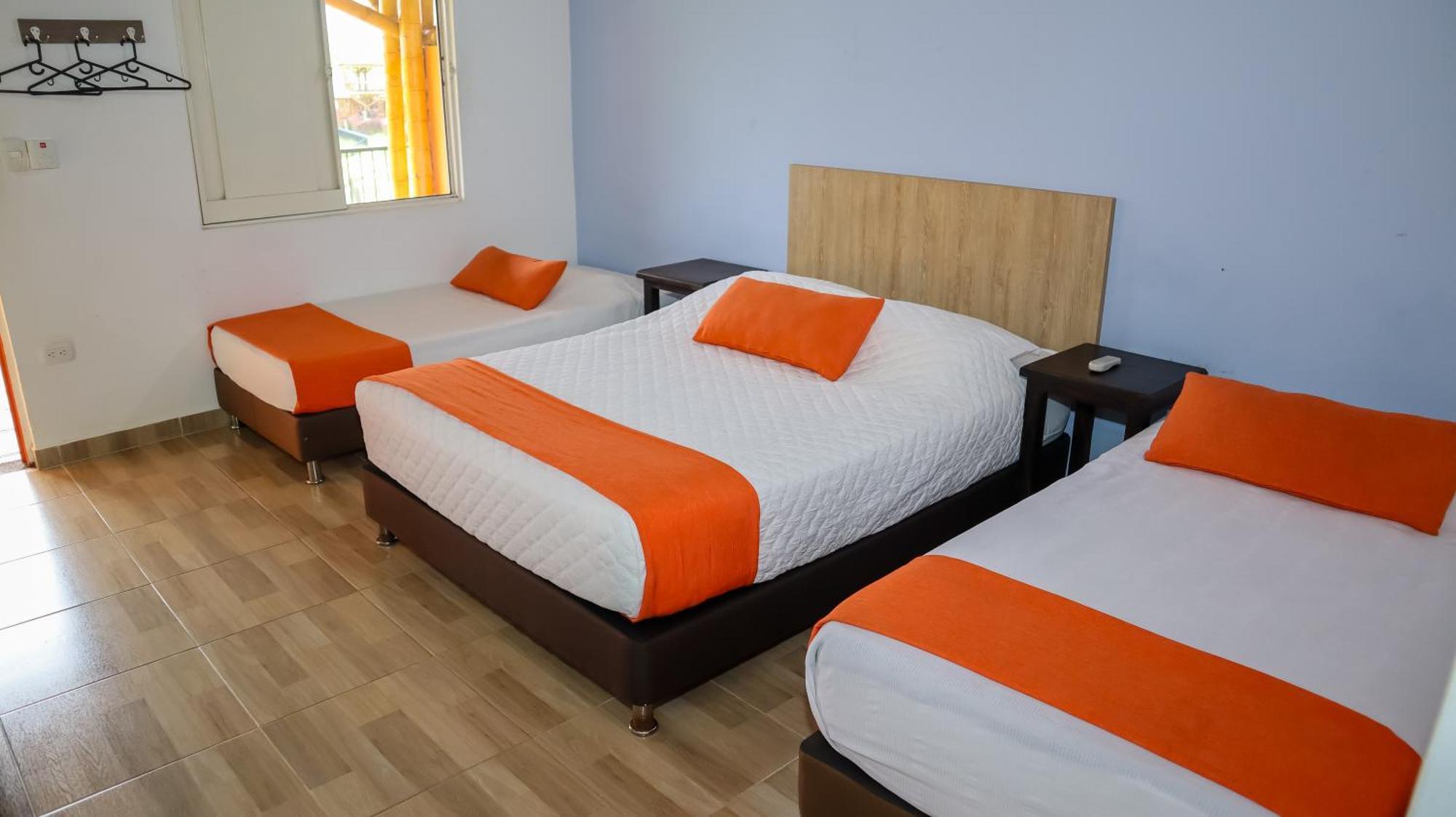 Hotel Parque De Los Arrieros Montenegro Zewnętrze zdjęcie
